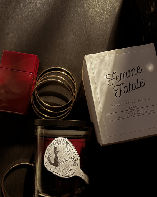 Femme Fatale Aesthetic